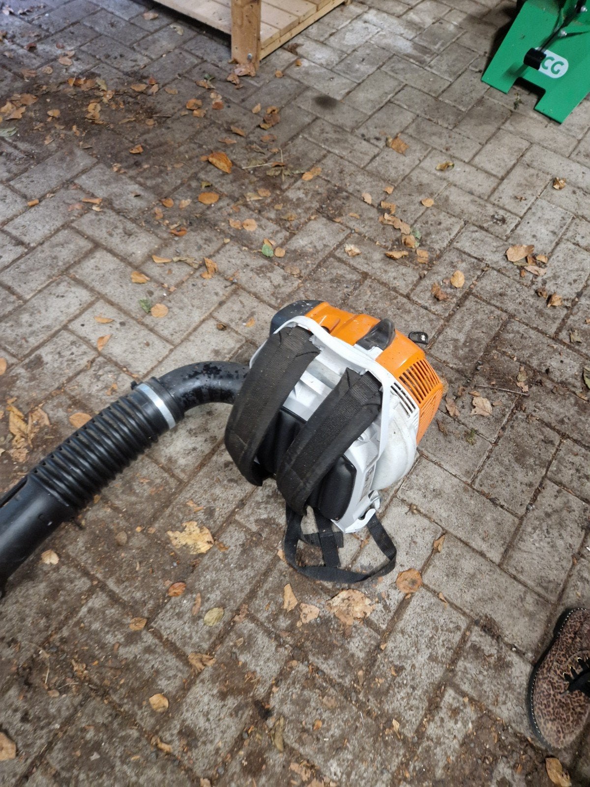 Stihl BR200 Benzine Bladblazer - Ruggedragen, Tuin en Terras, Ophalen, Gebruikt, Ruggedragen, Stihl
