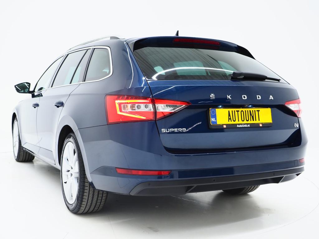 Skoda Superb Combi 1.4 TSI iV Style | Panoramadak | Canton |, Gebruikt, Zwart, 4 cilinders, Blauw