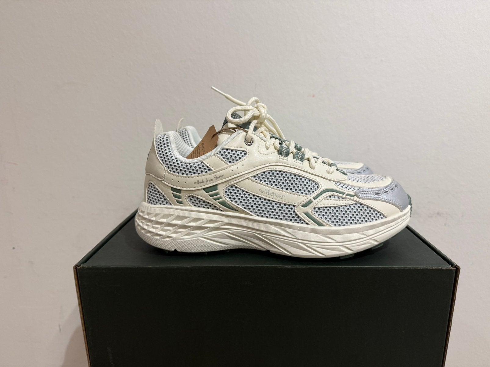 Te koop nieuwe Mercer Re Run Max Cactus white green maat 41, Postlaan 3, Mercer, Wit, Nieuw