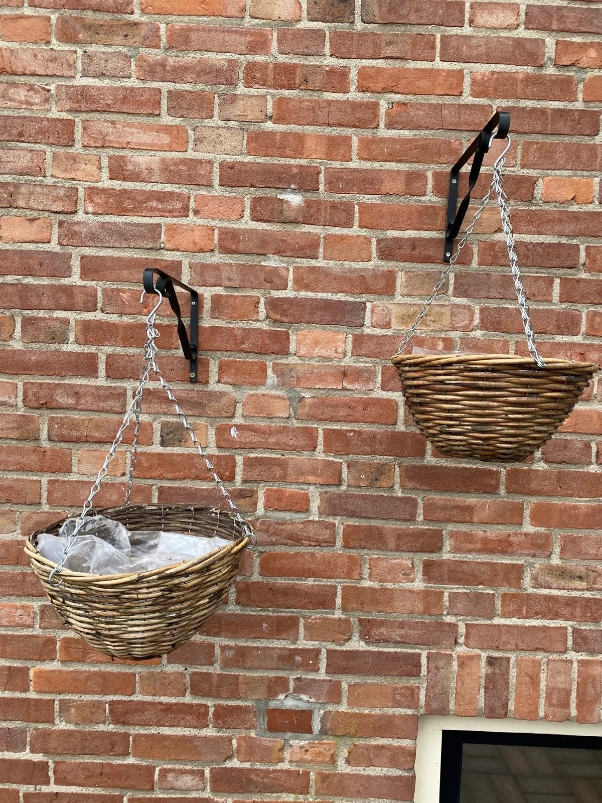 Diverse rieten bloempotten en plantenbakken, Tuin en Terras, Overige materialen, Gebruikt, Minder dan 60 cm, Ophalen of Verzenden
