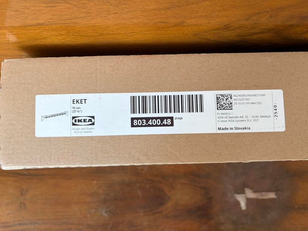 Eket wandrail 70cm 8 stuks voor €20, Huis en Inrichting, Woonaccessoires | Wandplanken en Boekenplanken, Ophalen, Nieuw