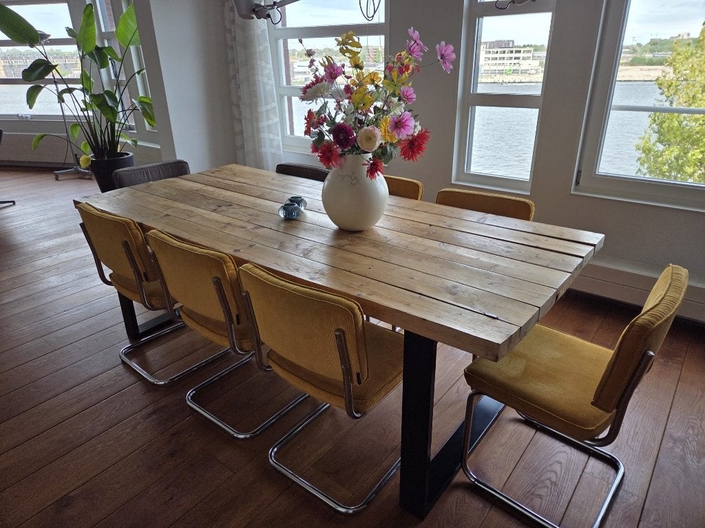 Unieke houten eettafel met stalen voeten, Gebruikt, 100 tot 150 cm, Stoer, Rivera Maison, Landelijk, 200 cm of meer