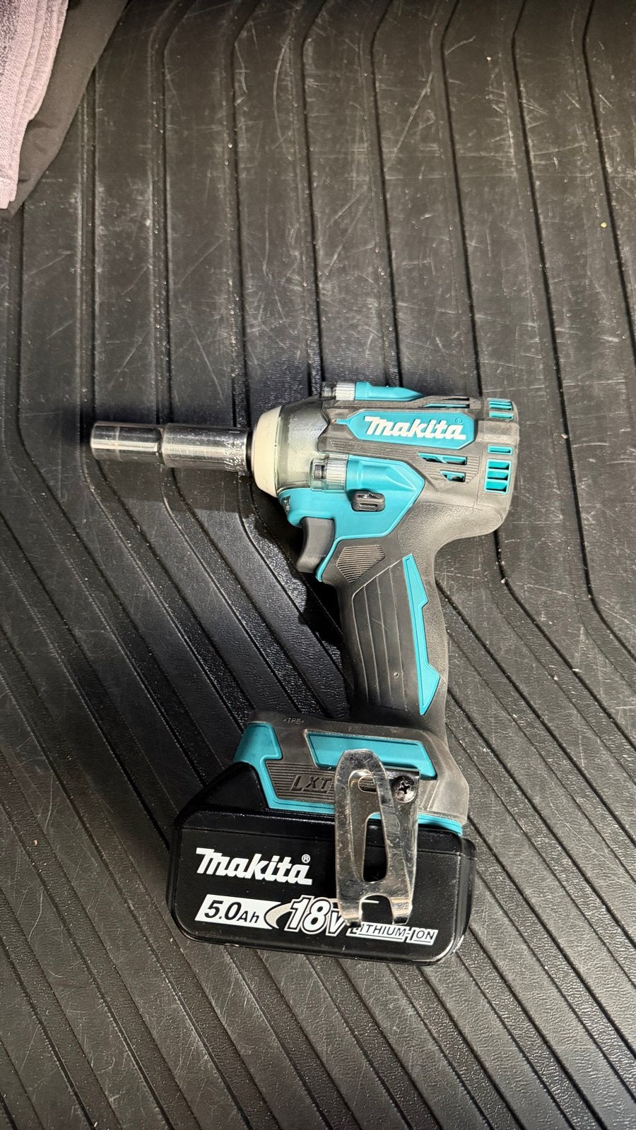 Nieuwe Makita DTW301 Slagmoersleutel 18V, Ophalen, 600 watt of meer, Variabele snelheid, Overige typen