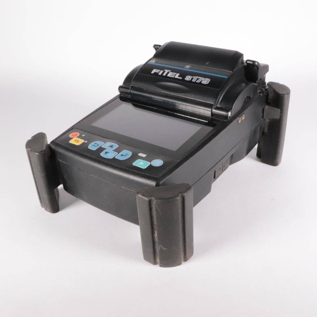 Fitel S179 Furukawa Glasvezel Apparaat Incl Certificaat, Flex Ltd., Gebruikt, https://flex.com/contact-us, Nobelstraat 10, 5807 GA Oostrum LB, Limburg, Nederland