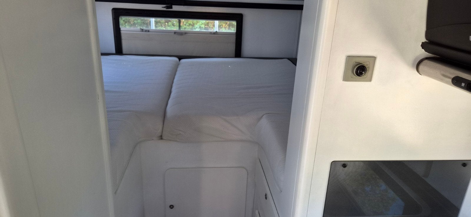 Foto 16 van Adriatik  Stargo 670 SP 2.7 CDI Mercedes 316 | 2005
