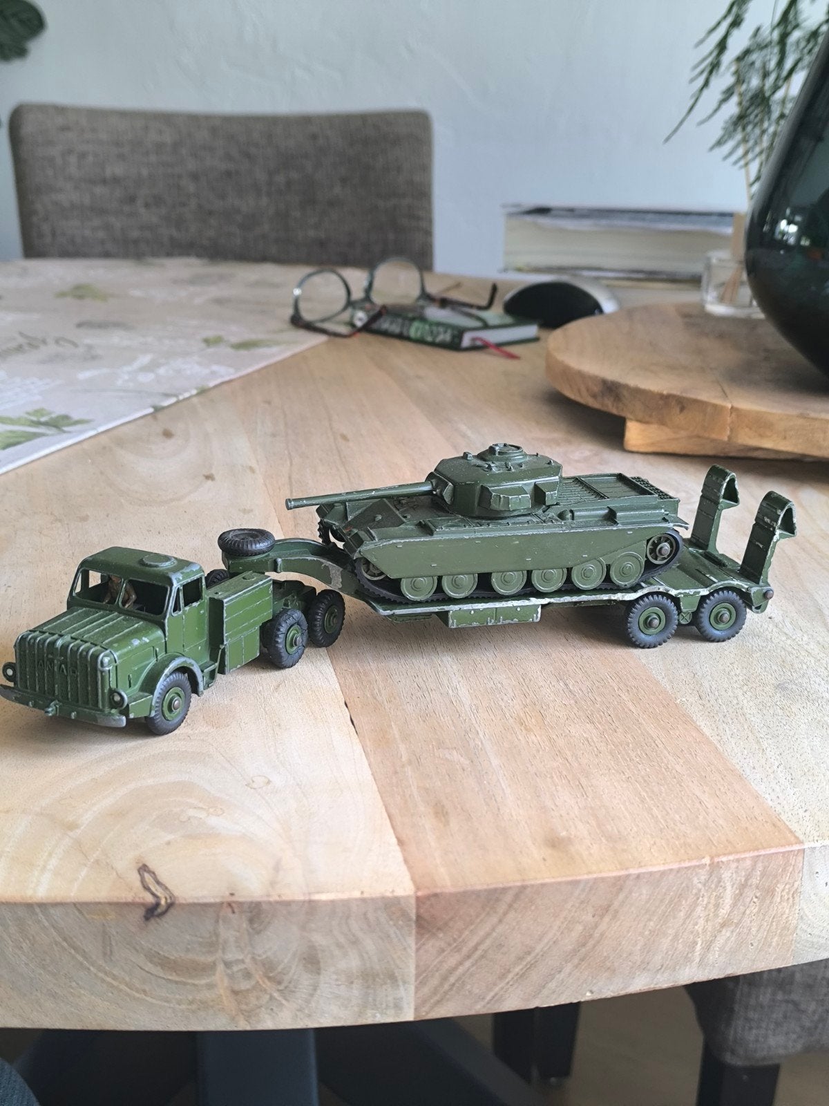 Dinky Toys Centurion Tank 651 met Tank Transporter 660, Ophalen of Verzenden, Gebruikt