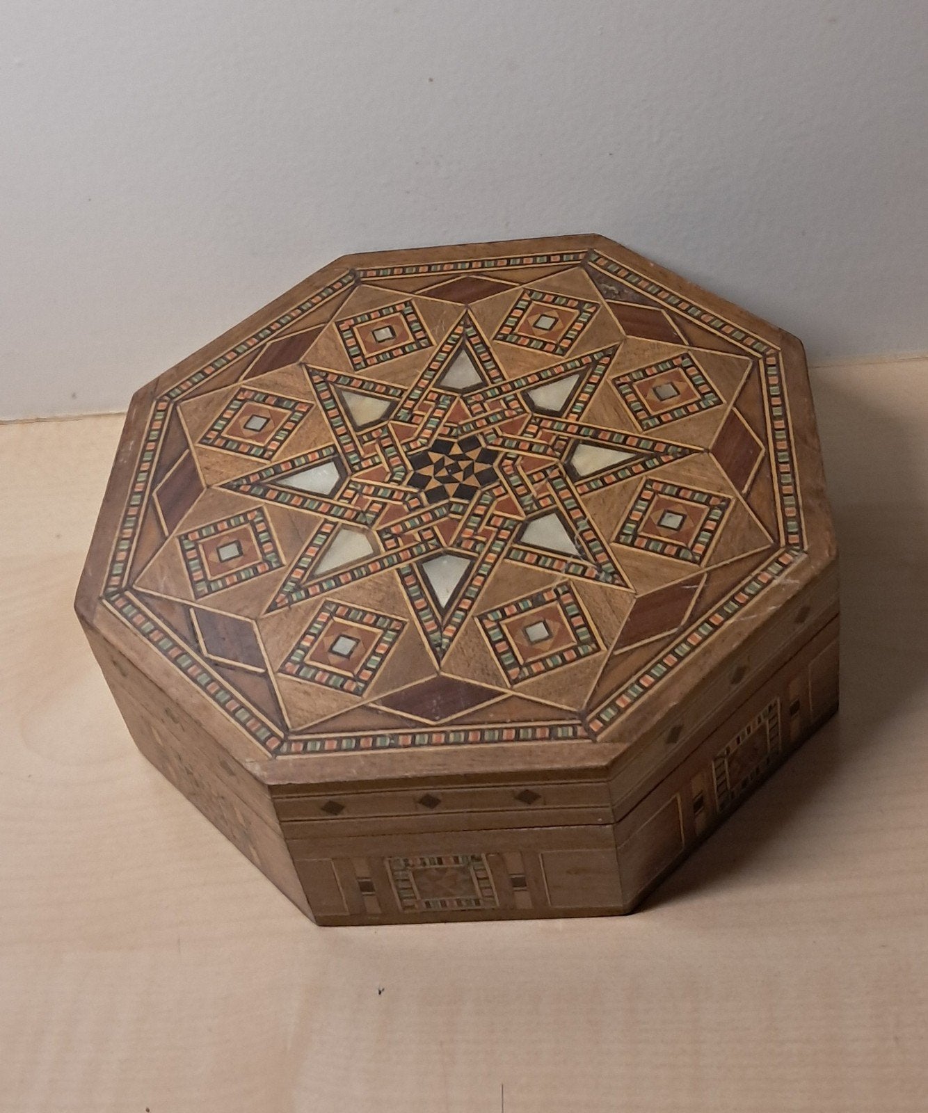 houten doos met inlegwerk en parelmoer, Antiek en Kunst, Ophalen of Verzenden