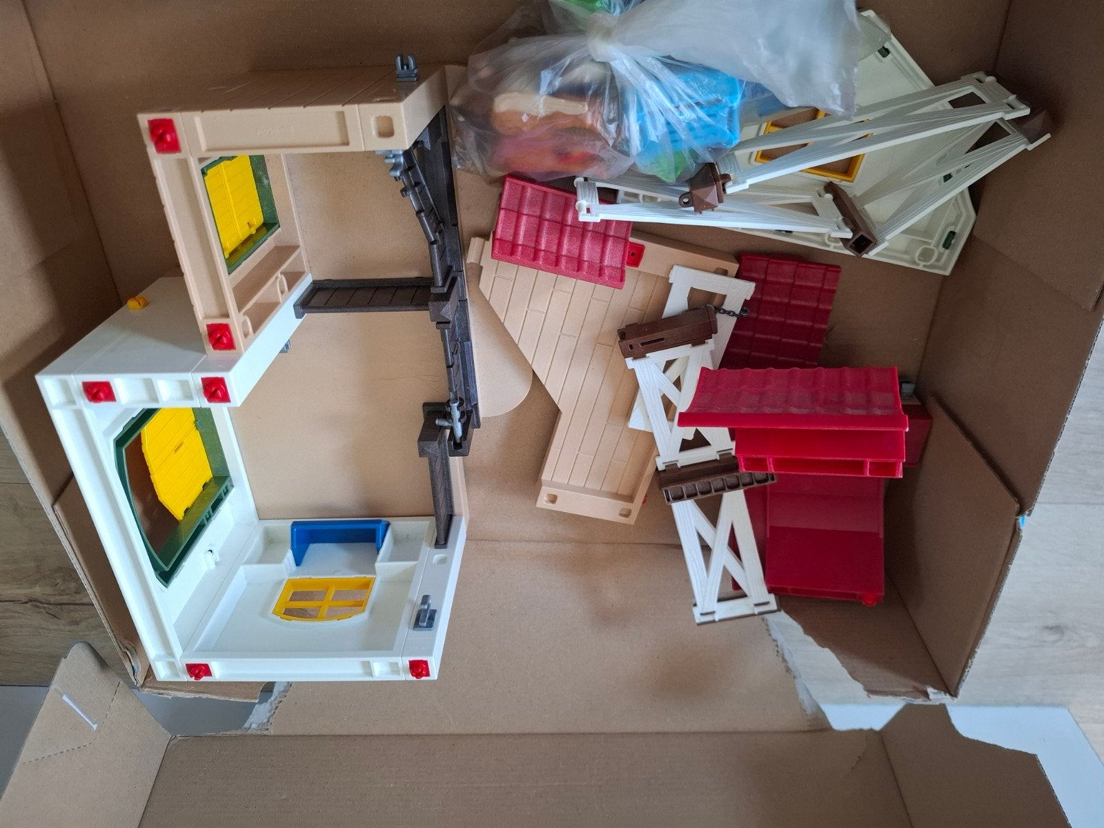 Playmobil Country Boerderij 6927, Kinderen en Baby's, Gebouw, Complete set, Ophalen of Verzenden, Zo goed als nieuw