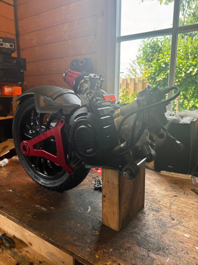Hexagon 172cc blok - plug en play - 300km oud, Ophalen of Verzenden, Zo goed als nieuw, Blok, Piaggio