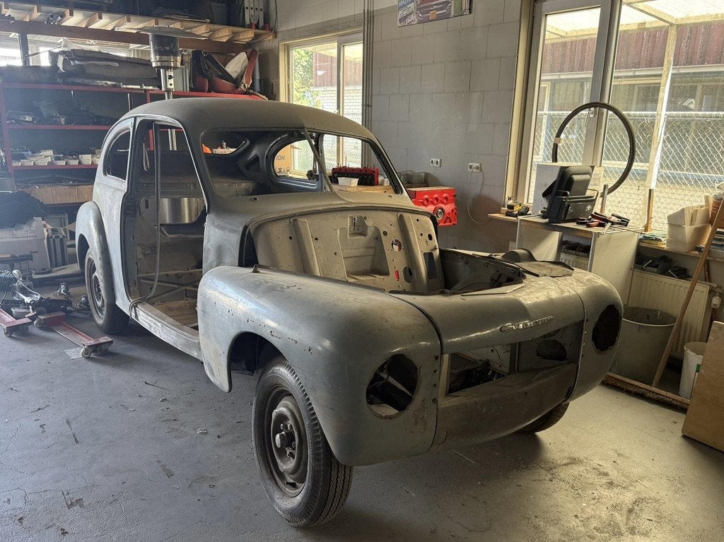 Volvo Pv 444 uit 1954 – Restauratieproject, Auto's, Volvo, Stof, Gebruikt, Overige modellen, Wit