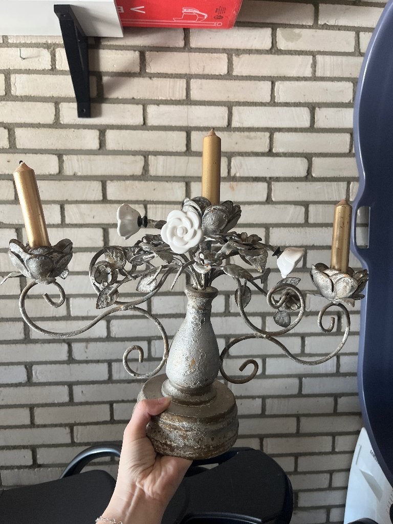Brocante kaarshouder/kandelaar, Ophalen