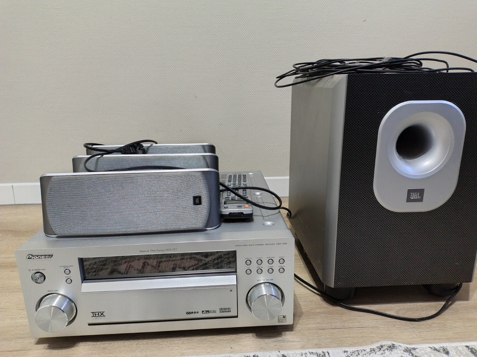 Pioneer VSX-D211 Audio Video Receiver met JBL SUB260/230, Ophalen of Verzenden, Gebruikt, Tuner of Radio, Pioneer