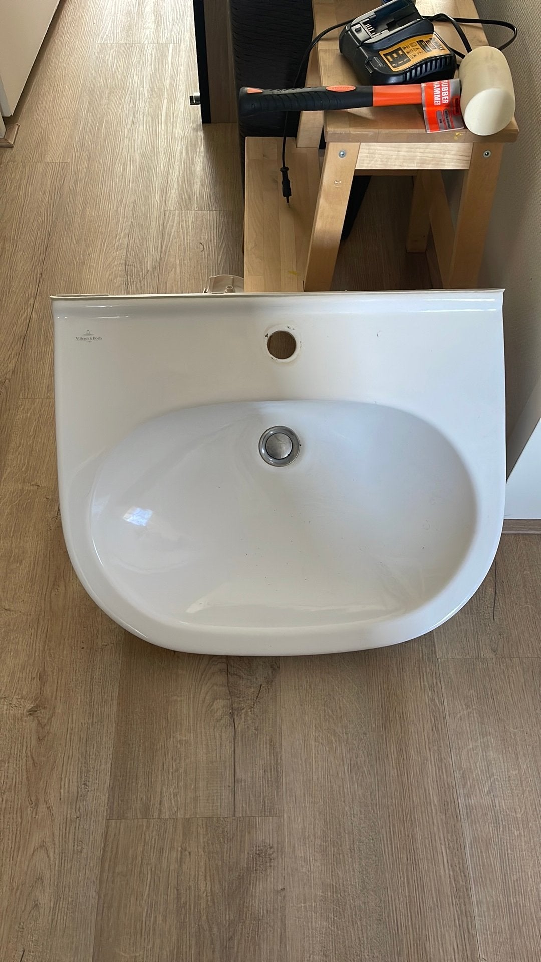 Gratis wastafel Villeroy & Boch, Ophalen, 50 tot 100 cm, Zo goed als nieuw, Minder dan 100 cm