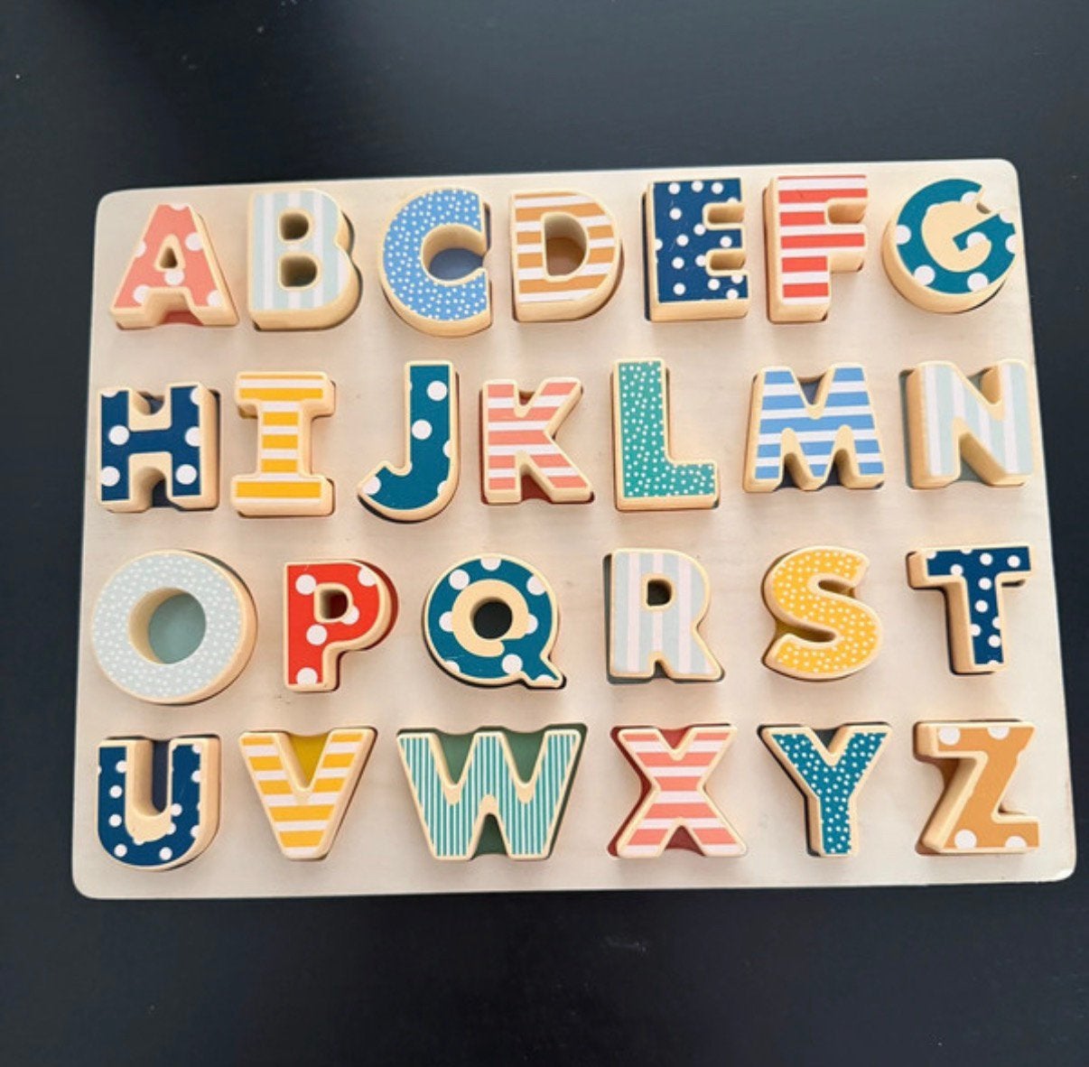 Letters inlegpuzzel van Hema, 10 tot 50 stukjes, Ophalen of Verzenden, Zo goed als nieuw, Van hout