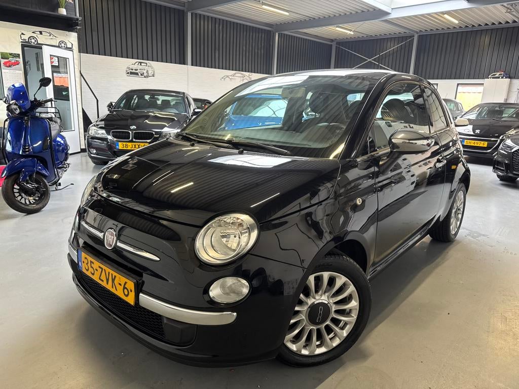 Fiat 500 0.9 TwinAir AUTOMAAT NAP PANORAMA GOED ONDERHOUDEN!, Auto's, Fiat, Voorwielaandrijving, 31 €/maand, Zwart, Origineel Nederlands