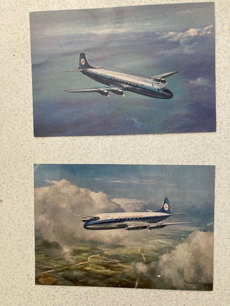 twee kaarten klm vliegtuigen ca1960, Verzamelen, Luchtvaart en Vliegtuigspotten, Ophalen of Verzenden, Nieuw, Kaart, Foto of Prent