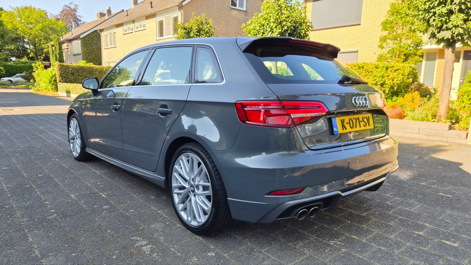 Audi A3 1.5 Tfsi 150pk S-line Autom Led ACC Digitaaldisplay, Auto's, Audi, Stof, 1498 cc, 4 cilinders, Particulier