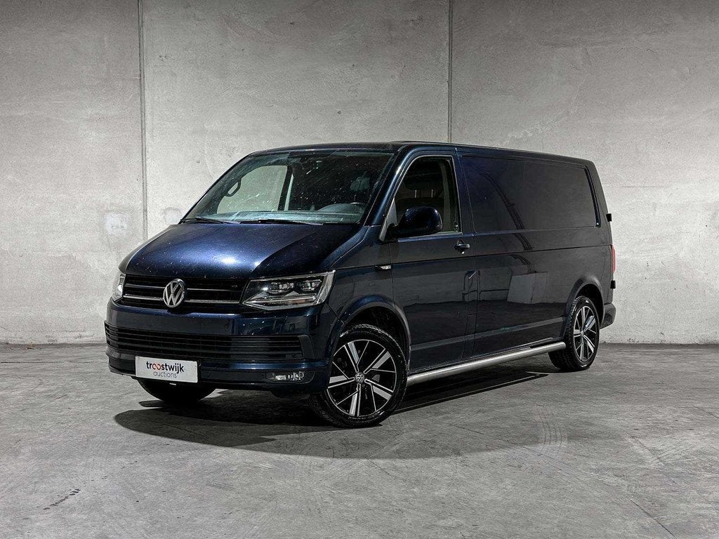 Volkswagen Transporter 2.0 TDI L2H1 "Automaat" Highline 204p, Auto's, Gebruikt, Euro 6, 4 cilinders, Volkswagen