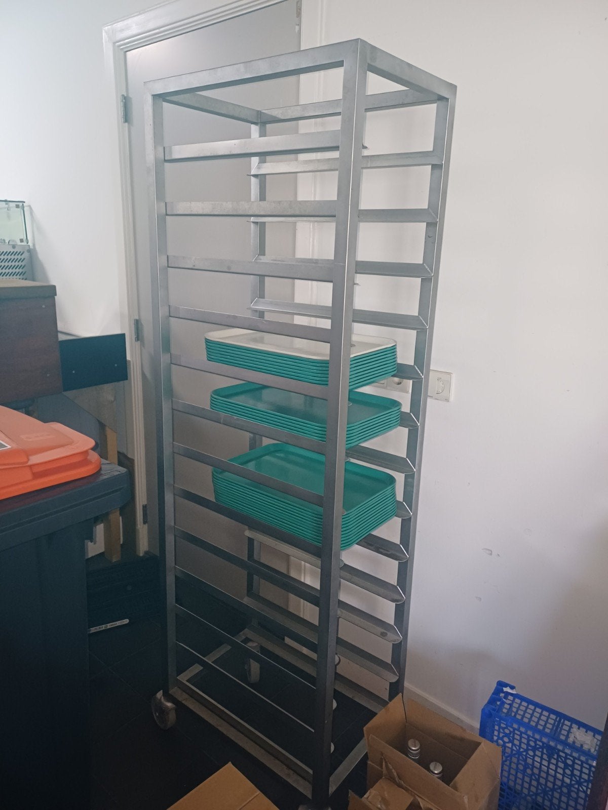 RVS Dienbladenrek - Horeca Transport en Opslag, 40 liter of meer, Ophalen, Rvs
