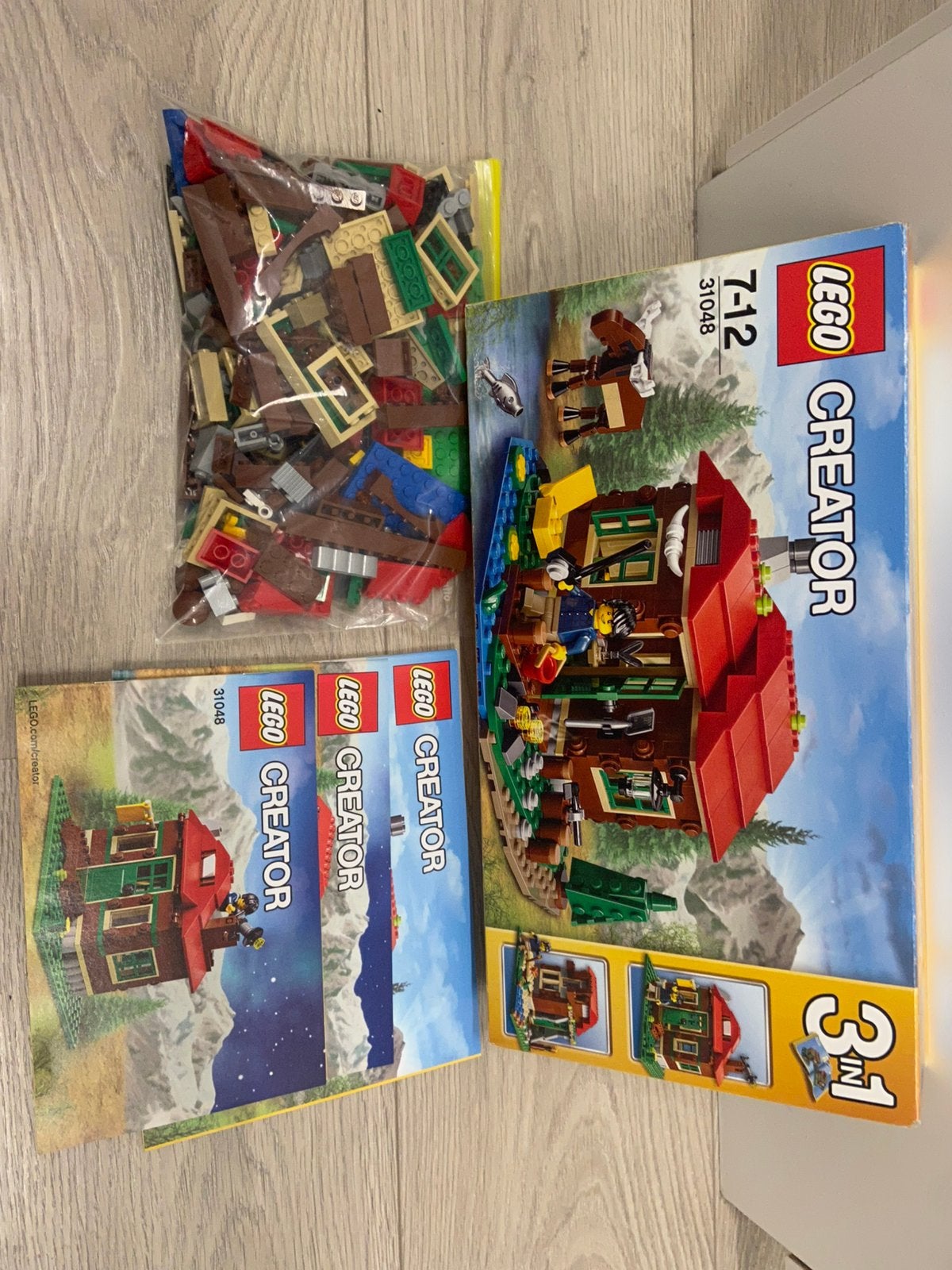 Lego 31048 Huisje aan het meer 100% compleet, Kinderen en Baby's, Speelgoed | Duplo en Lego, Lego, Ophalen of Verzenden, Zo goed als nieuw
