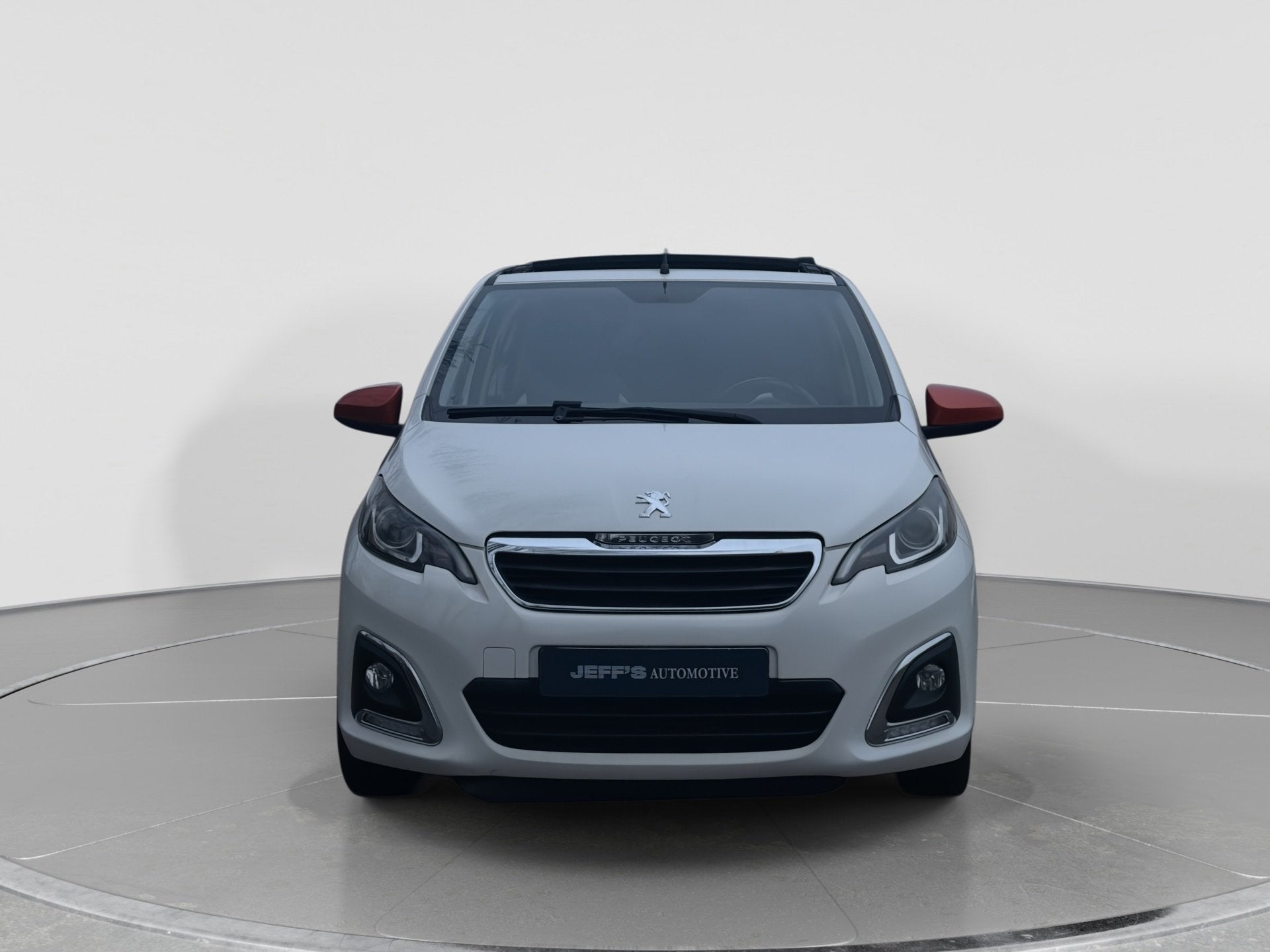 Peugeot 108 1.2 Puretech Roland Garros, Voorwielaandrijving, Stof, Gebruikt, Euro 6