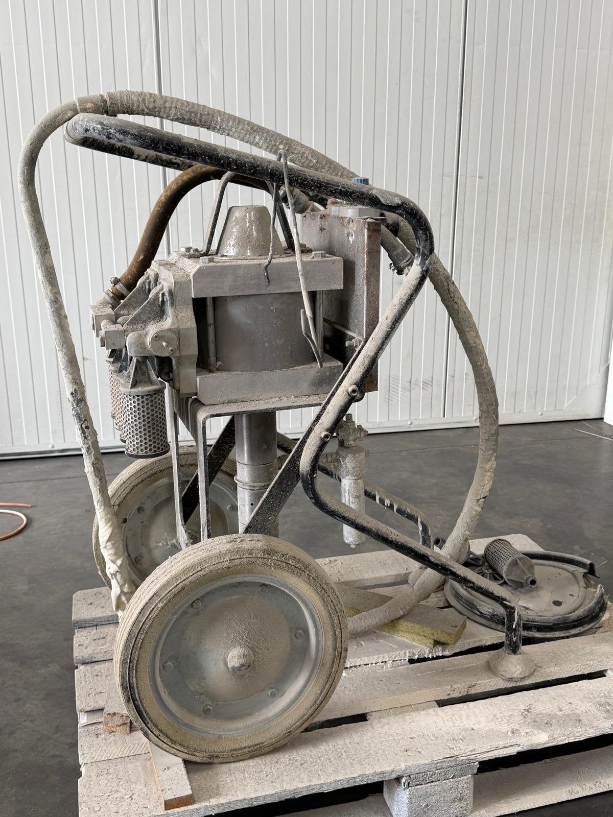 Gebruikte Verfspuit / Verfpomp - Professioneel Gereedschap, Ophalen, Gebruikt, Verfspuit of Verfpomp