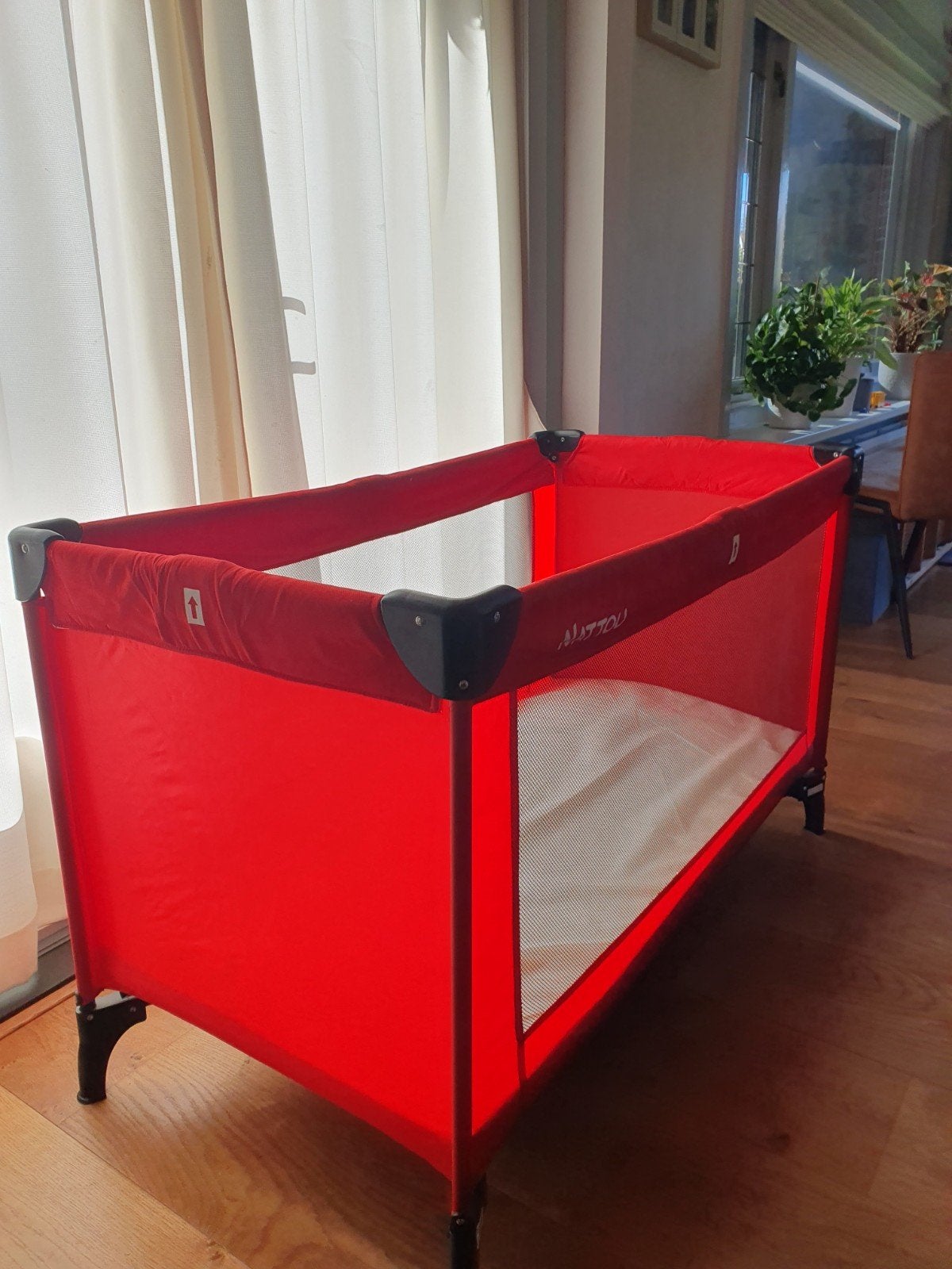 Nattou campingbed met matrasje, Ophalen, Gebruikt, Reisbedje