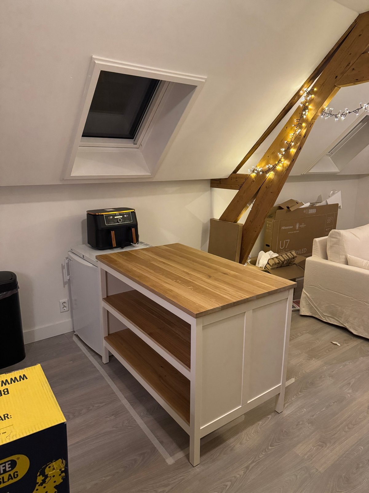 IKEA Tornviken Keukeneiland - Wit/Eiken, Ophalen, 100 tot 150 cm, Wit, Zo goed als nieuw