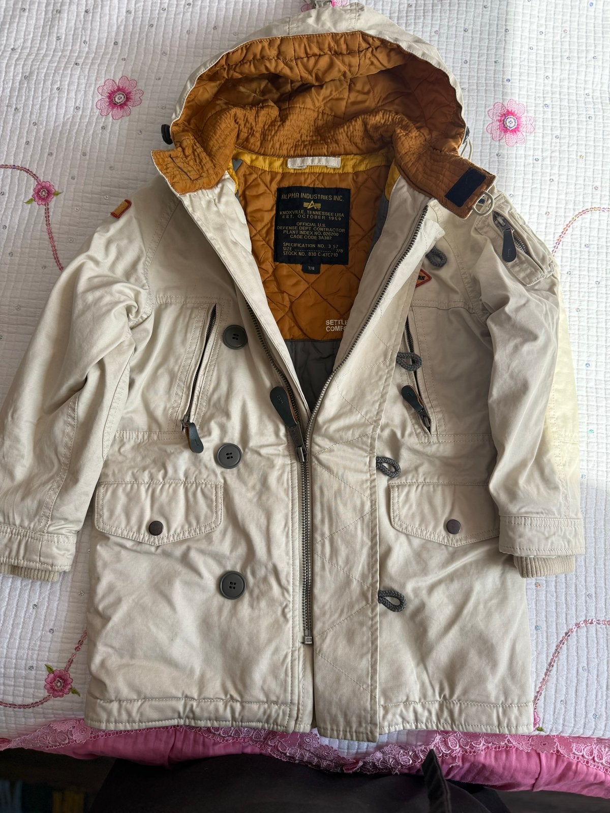 Alpha Industries winterjas crème maat 122/128 water/windbest, Ophalen of Verzenden, Nieuw, Jongen of Meisje, Jas