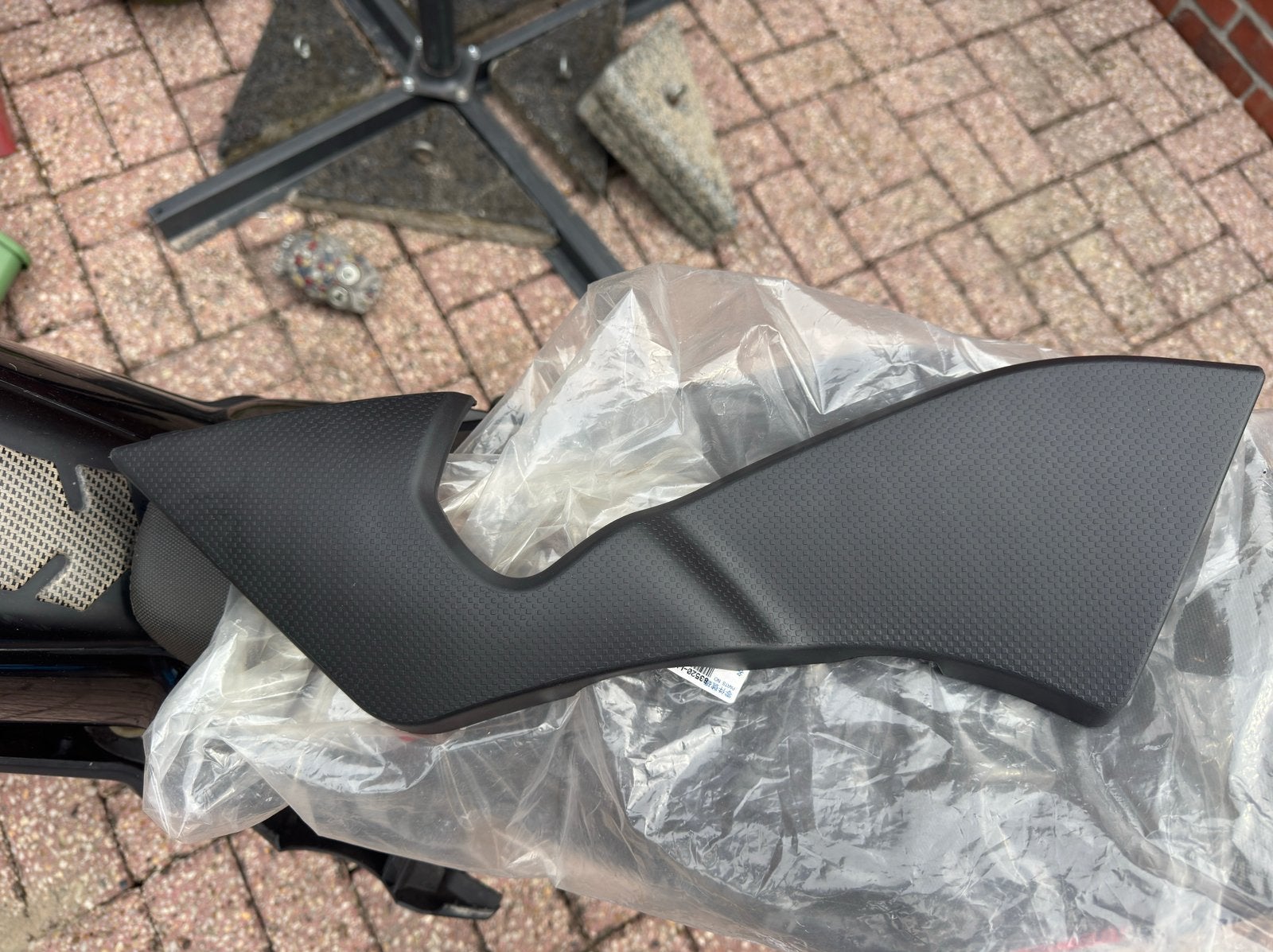 Kymco K-pipe Zijkap/paneel rechts 83520-LKL5, Fietsen en Brommers, Brommeronderdelen | Algemeen, Ophalen of Verzenden, Nieuw, Kap