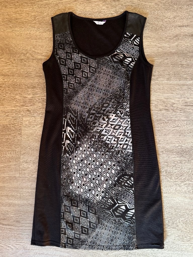 kort mouwloos jurkje maat M, Kleding | Dames, Maat 38/40 (M), Zwart, Ophalen of Verzenden, Miss Etam