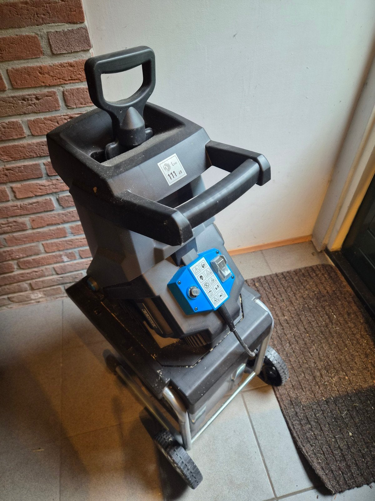 Elektrische Hakselaar met Opvangbak, Ophalen, Gebruikt, GAMMA, Met opvangbak