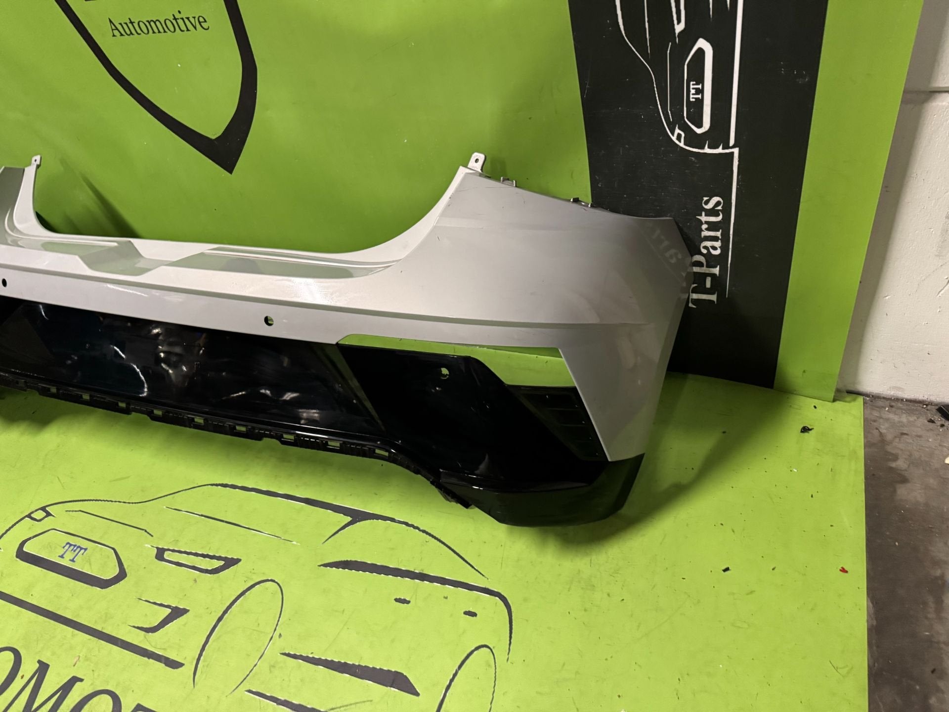 hyundai i20 achterbumper bumper 86611-Q0GA0, Heolleung-ro 12
06797  Seoul, Nieuw, Ophalen of Verzenden, Info@hyundai.com