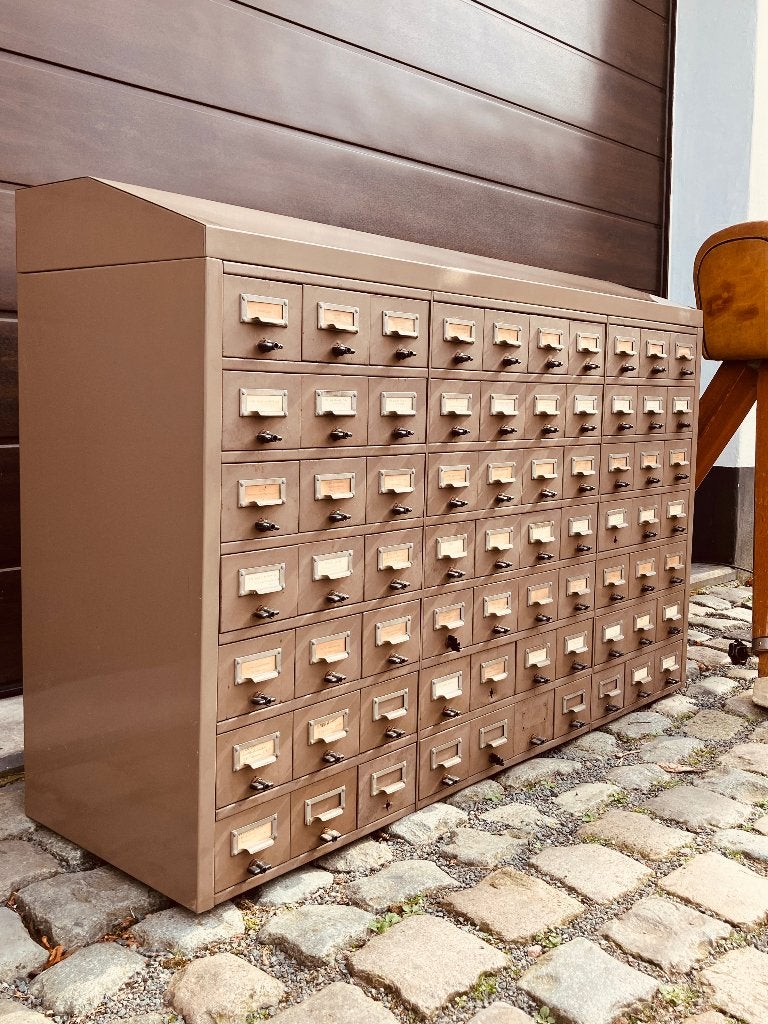 Vintage industriële metalen archiefkast uit universiteit, Ophalen, 100 tot 150 cm, 5 laden of meer, Zo goed als nieuw