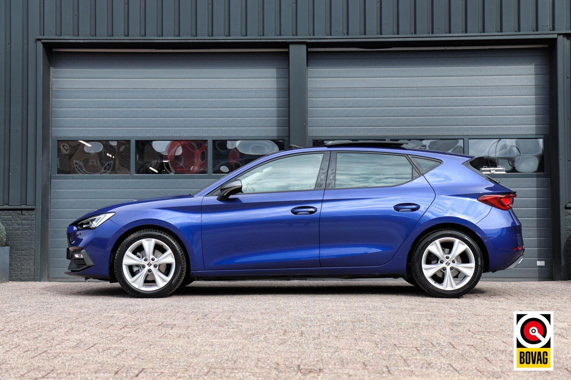 Seat Leon 1.5 eTSI FR |LED|PANODAK|SFEERVERL.|CARPLAY|STOELV, 1272 kg, 4 cilinders, Bedrijf, Hatchback