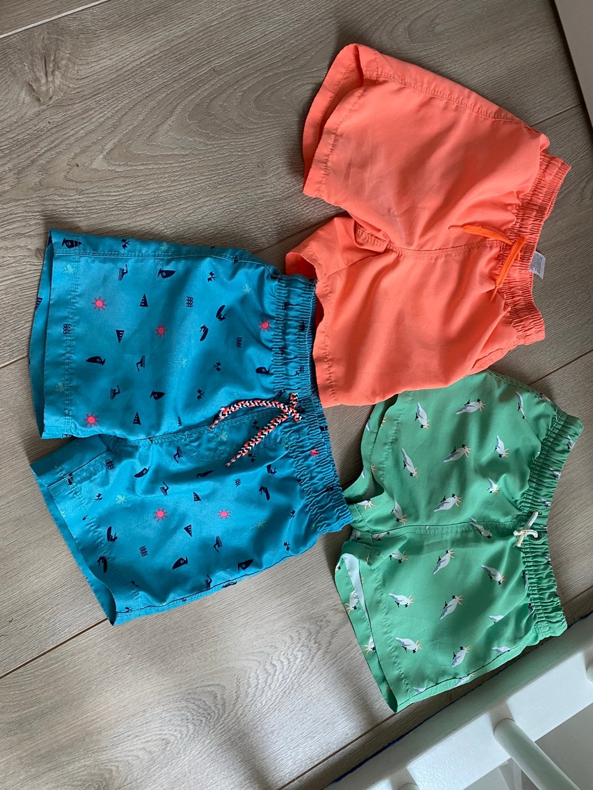3 zwembroekjes, Gebruikt, Maat 98, Ophalen of Verzenden, Zwembroek