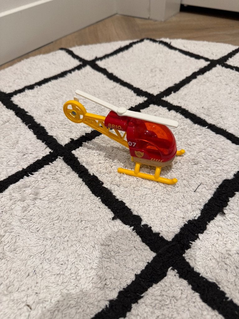 Heel goed Brio houten trein brandweer helicopter 33797 set, Ophalen of Verzenden, Zo goed als nieuw