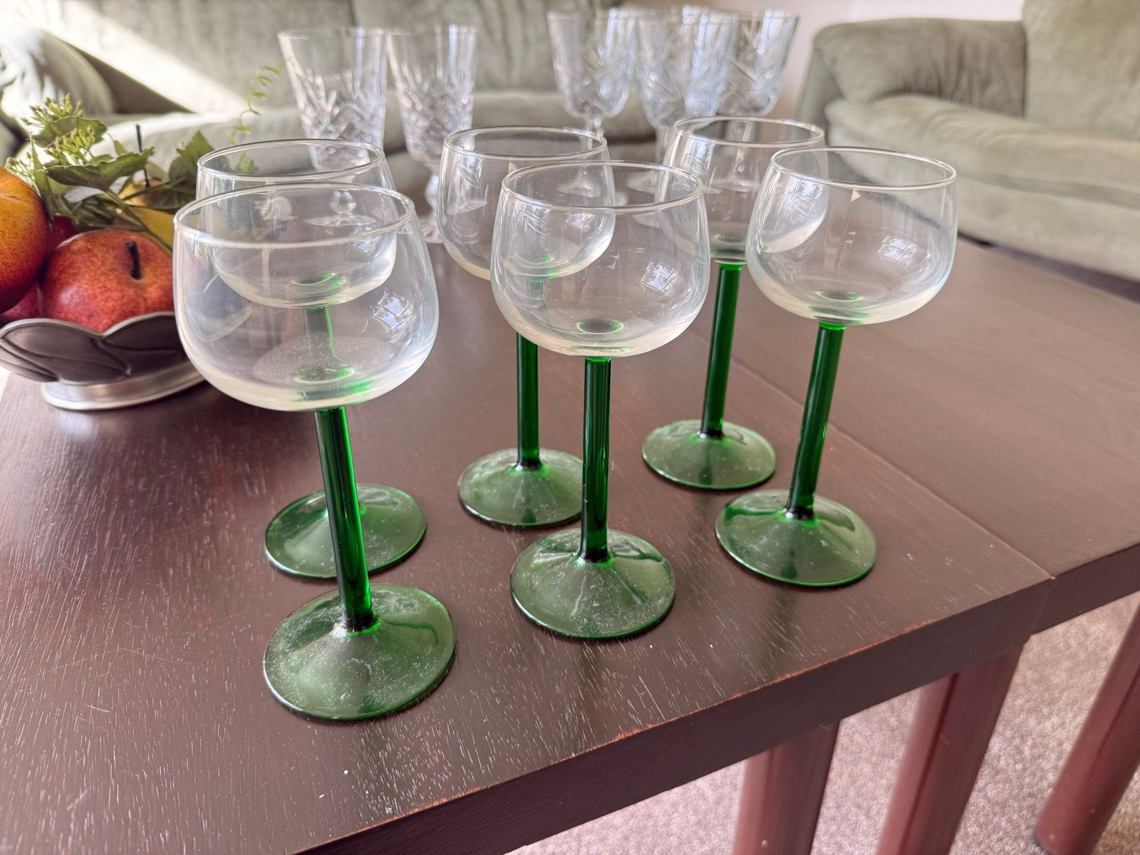 Set van 6 wijnglazen met groene voet, Ophalen