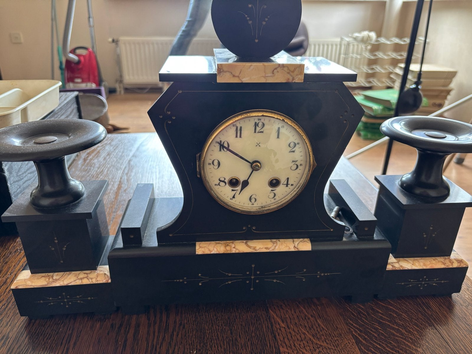 Antieke pendule met marmeren accenten, Antiek en Kunst, Antiek | Klokken, Ophalen of Verzenden