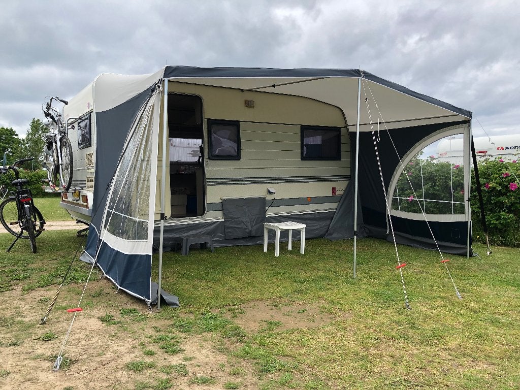 Gruau 44CE, Caravans en Kamperen, Caravans, Overige merken, Dwarsbed, Treinzit, 750 - 1000 kg
