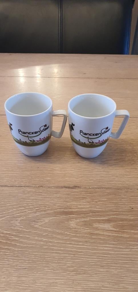 Twee leuke Plancken dael kopjes, Ophalen, Zo goed als nieuw, Overige stijlen, Kop(pen) en/of Schotel(s)