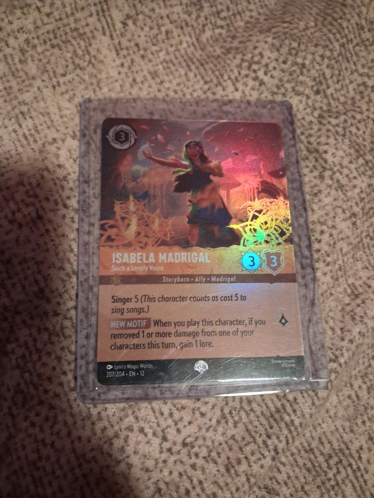 Isabela Madrigal Disney Lorcana TCG Kaart Foil 207/204, Ophalen
