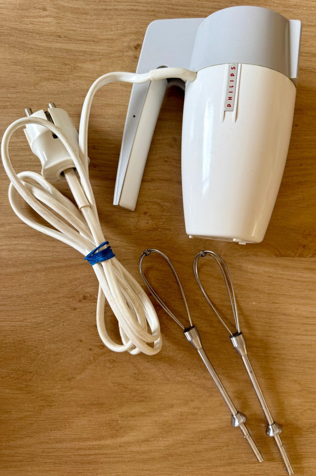 Philips HM 3000 handmixer vintage, Witgoed en Apparatuur, Keukenmixers, Minder dan 1 liter, Verzenden, Gebruikt, 1 snelheid