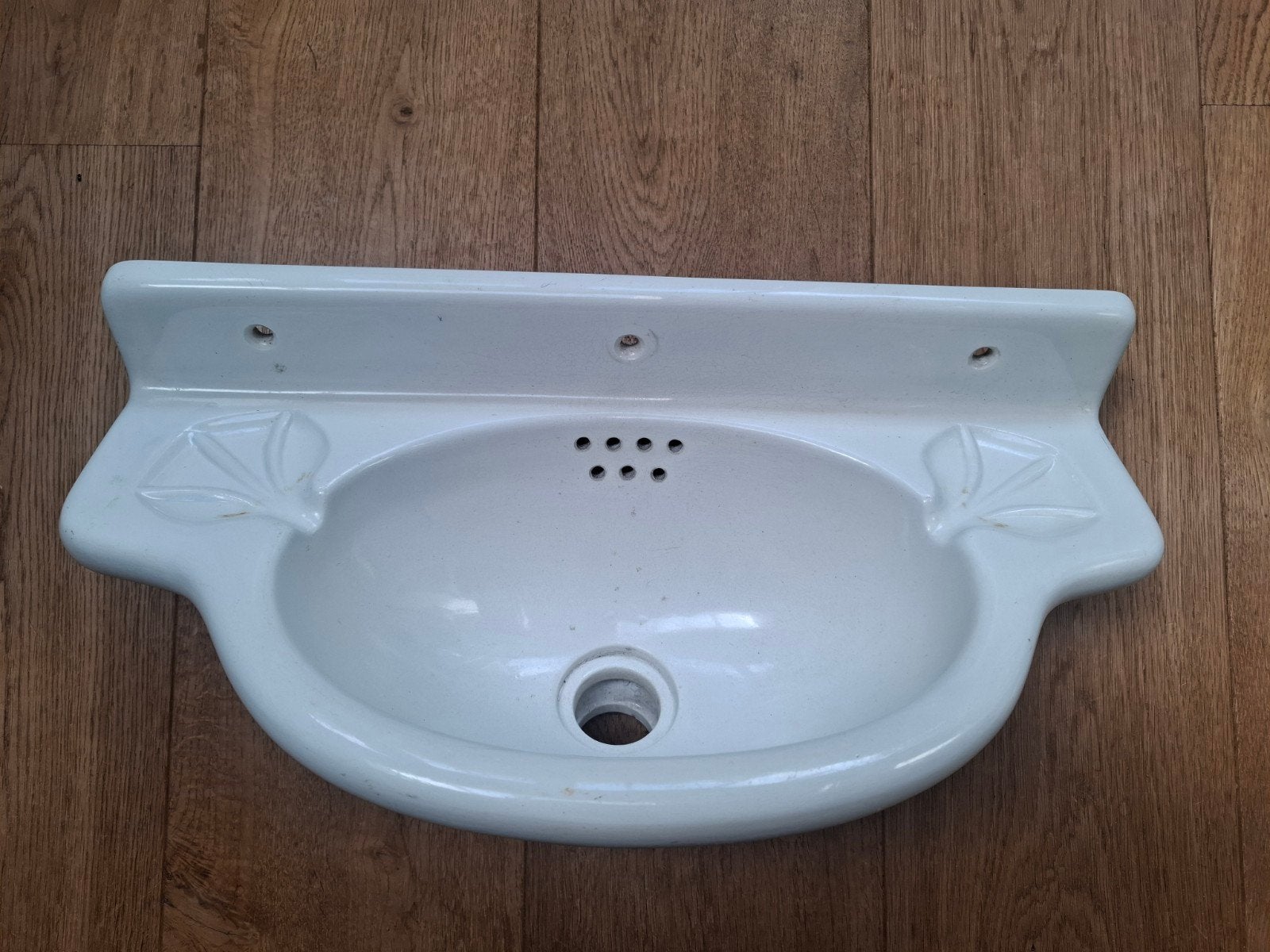 Antiek wasbakje/fonteintje met mooie zeepbakjes, Doe-het-zelf en Verbouw, Sanitair, Ophalen, Gebruikt, Steen, Wastafel