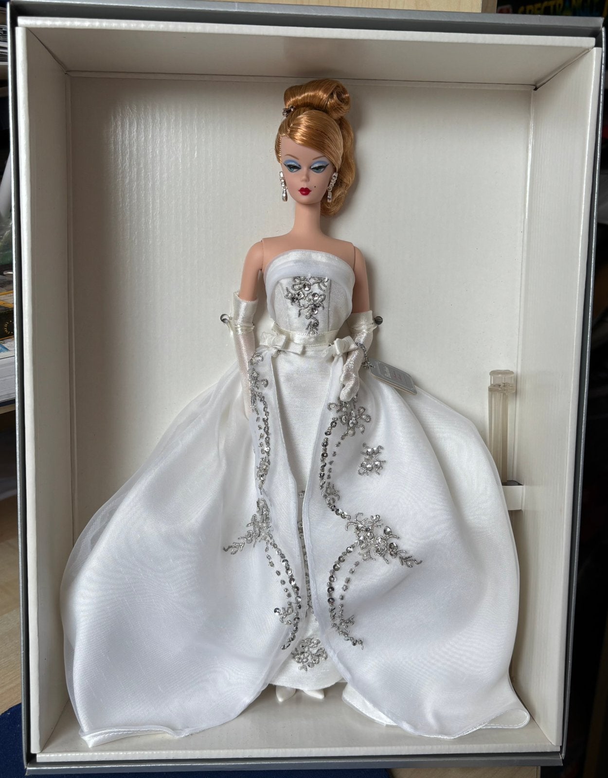 Joyeux Silkstone Barbie NRFB, Ophalen of Verzenden, Nieuw, Fashion Doll