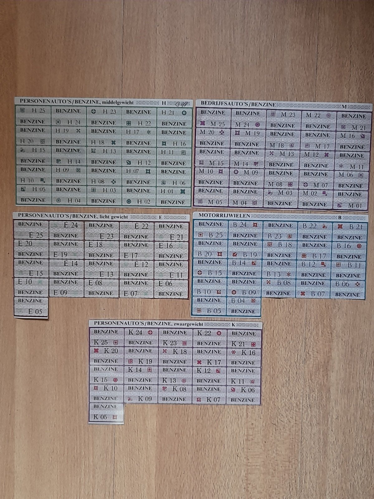 5 verschillende benzinebonnen, Verzamelen, Overige Verzamelen, Ophalen of Verzenden