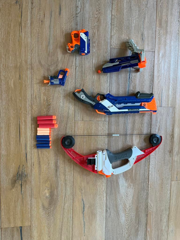 Set van Nerf speelgoedgeweren en boog, Ophalen, Gebruikt, Jongen of Meisje