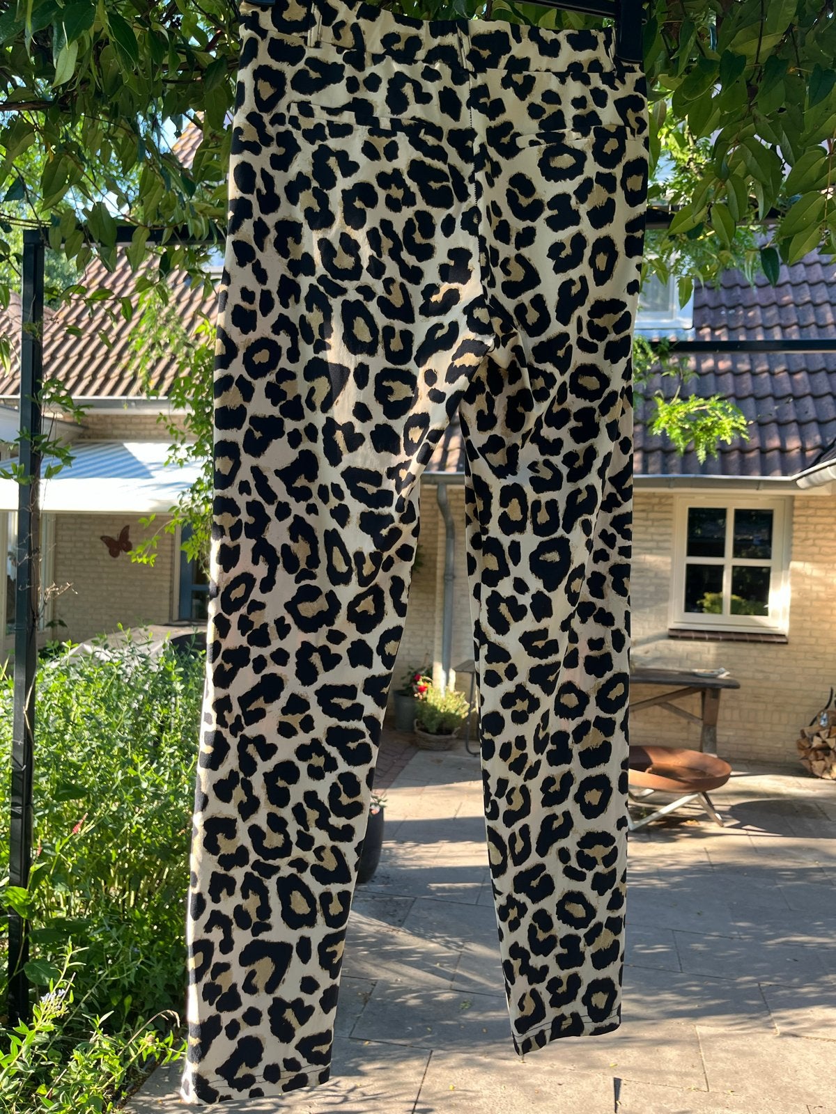 Leopardprint broek maat S Ambika, Bruin, Ophalen of Verzenden, Zo goed als nieuw, Maat 36 (S)