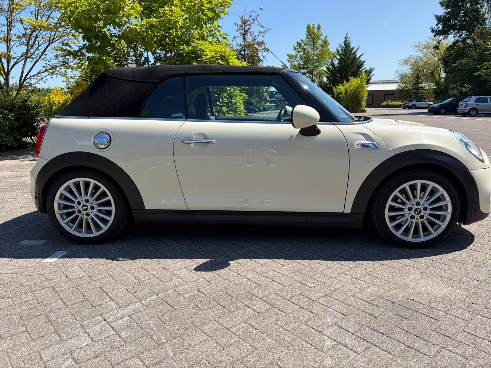 Mini Cooper S 2.0 Chili Cabrio, Auto's, Mini, Zwart, 192 pk, Cabriolet, Leder en Stof