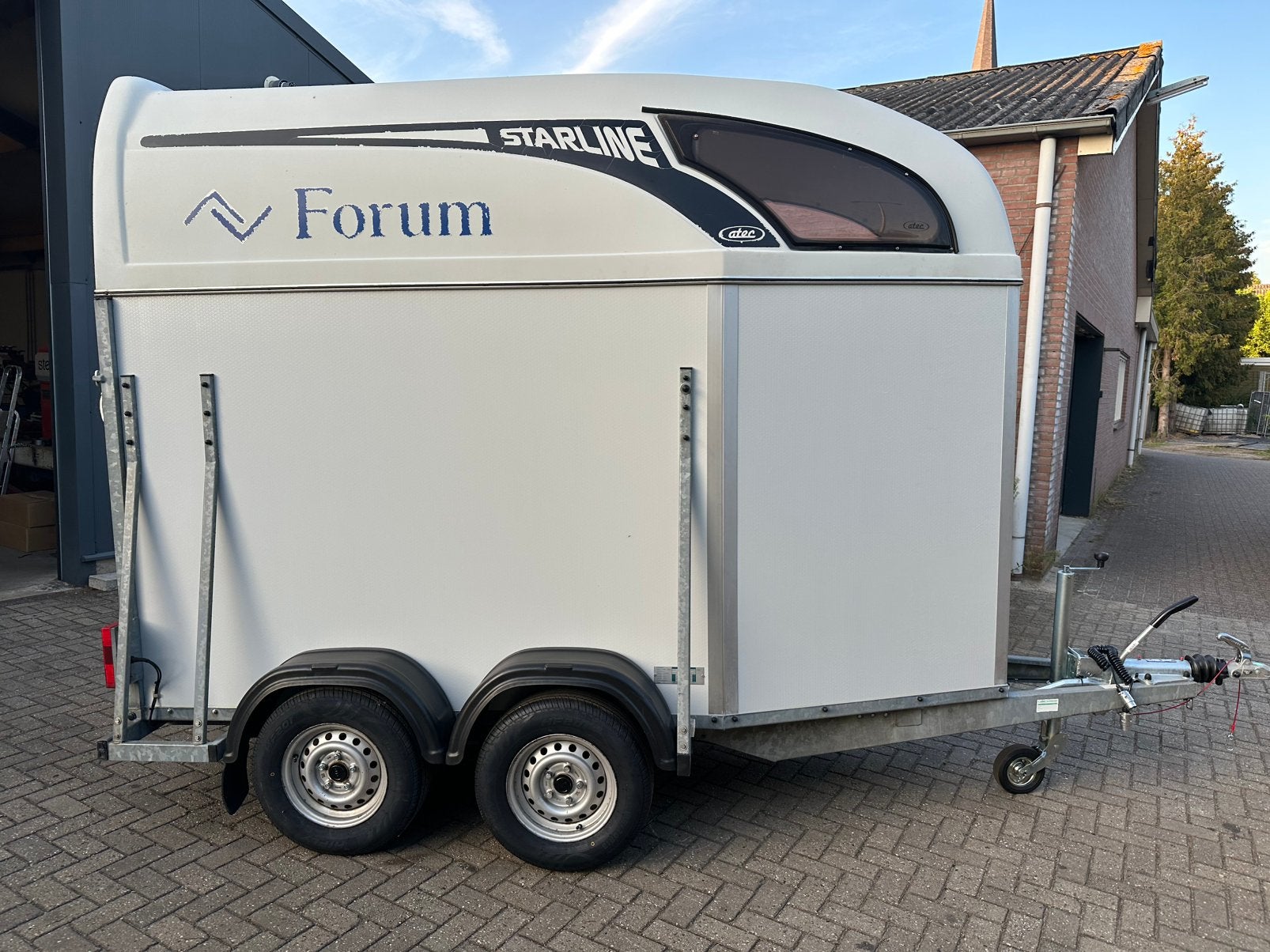 Mooie Atec Starline 1.5 paards trailer Nieuwopgebouwd, Ophalen, Zo goed als nieuw, Hout, 1½-paards trailer